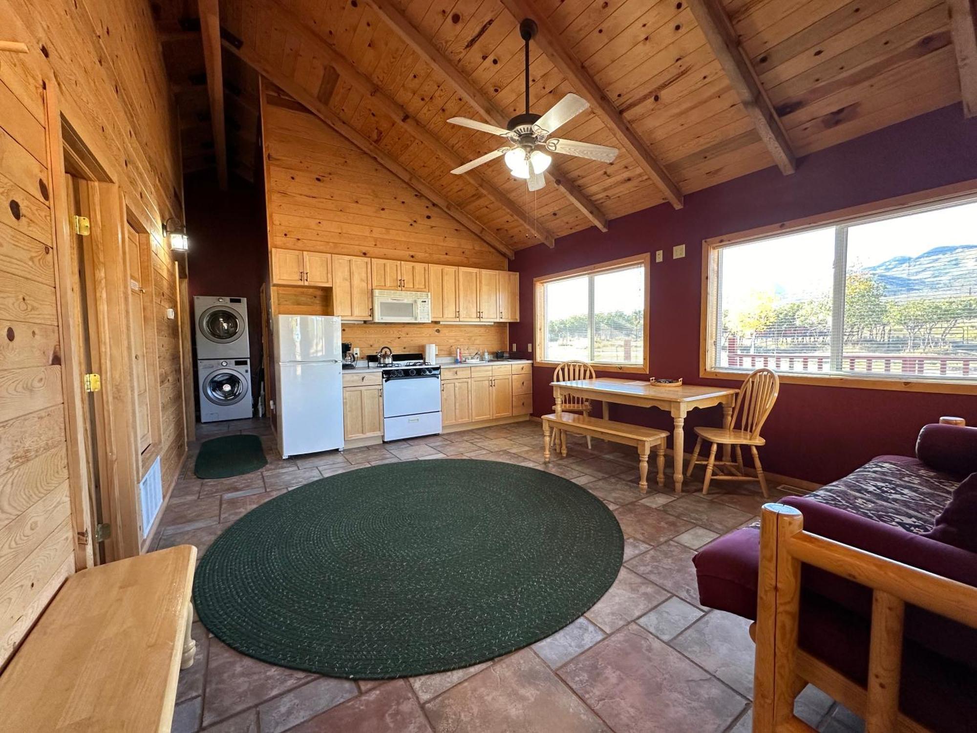 Mount Peale Country Inn La Sal Dış mekan fotoğraf